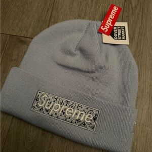 Supreme Light Blue Paisley Box Logo Beanie authentic